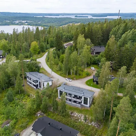 Spacious & Cozy 2br At Riihivuori Peak Apartamento