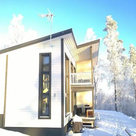 Spacious & Cozy 2br At Riihivuori Peak Appartement
