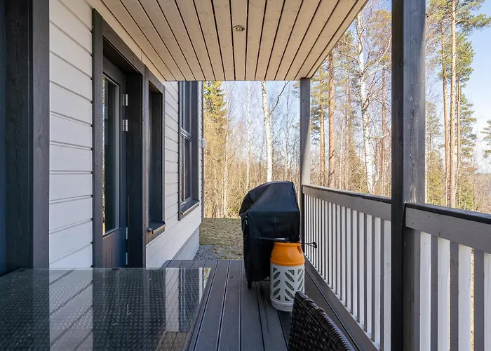 아파트 Spacious & Cozy 2br At Riihivuori Peak