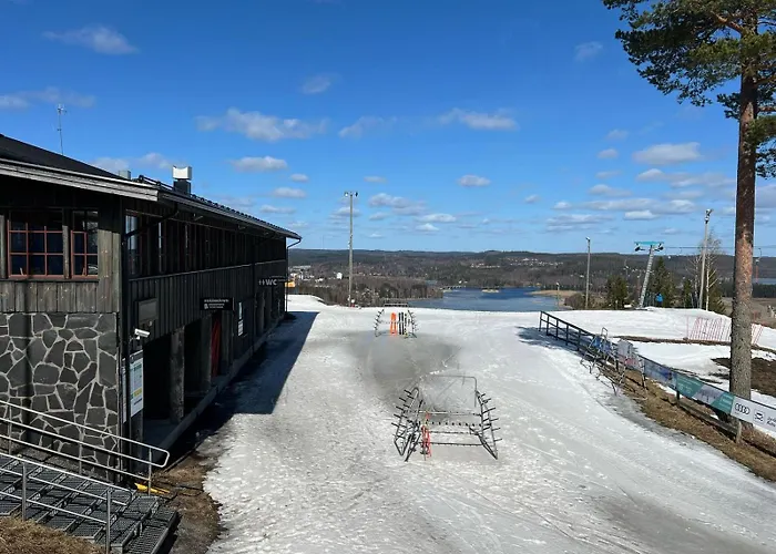 아파트 Spacious & Cozy 2br At Riihivuori Peak